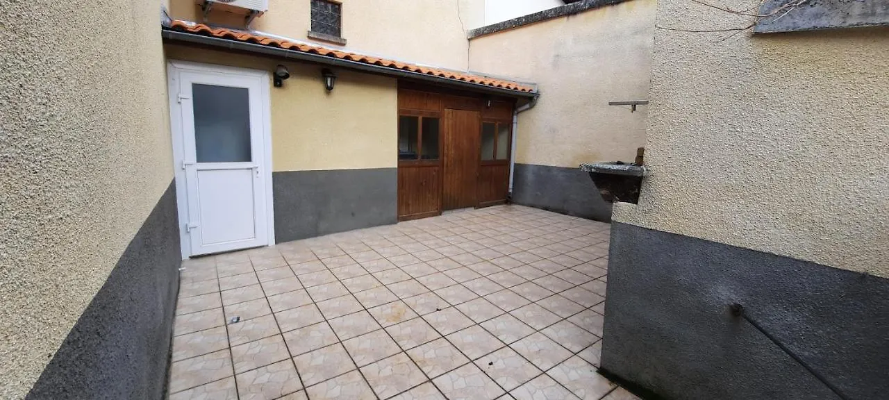 度假居 Maison Au Calme Avec Terrasse, Climatise Vertaizon 法国