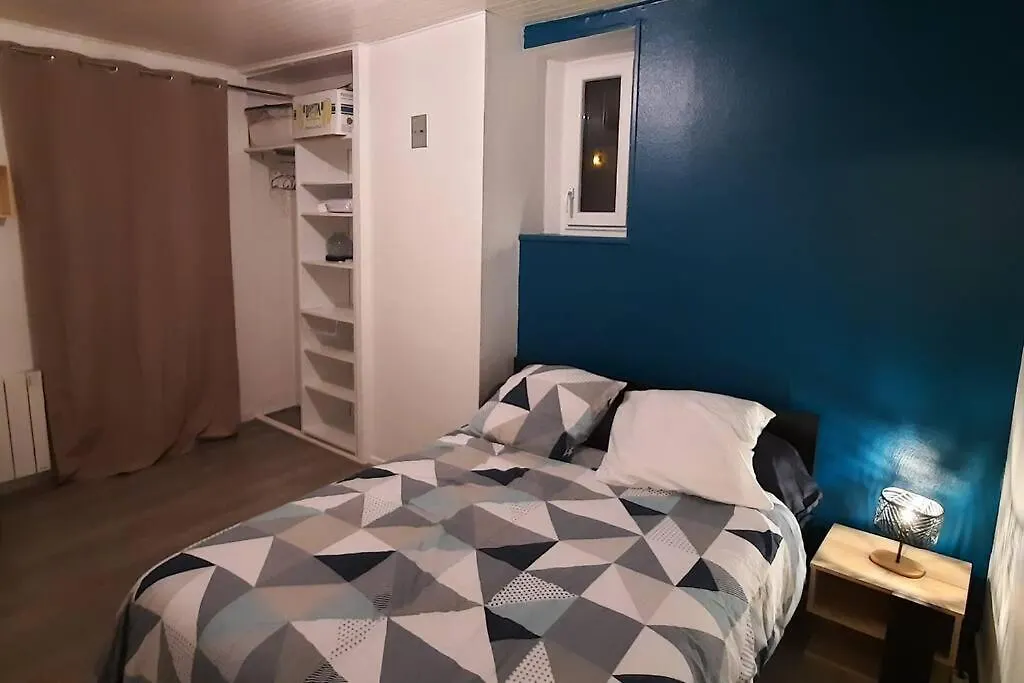 Maison Au Calme Avec Terrasse, Climatise Vertaizon 0*,